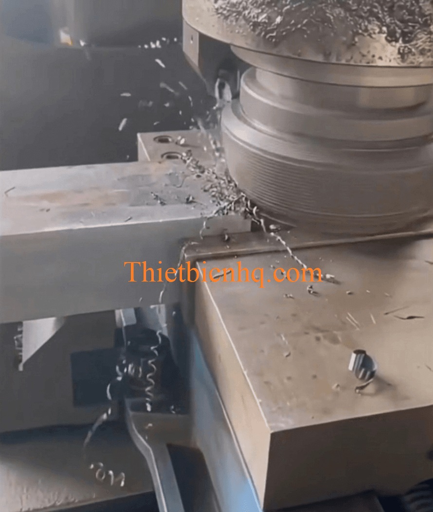 Ê tô máy phay 6 inch kẹp kích thước lớn