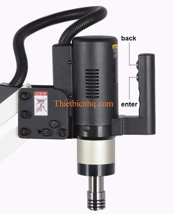 Đầu trục máy taro điện M3-M16 tích hợp tay cầm điều khiển tiến lùi và đầu kẹp chống gãy mũi taro