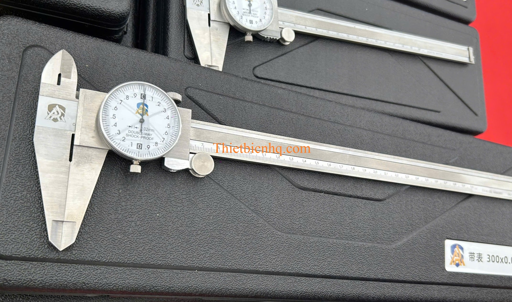 Hình ảnh thực tế thước kẹp đồng hồ bằng thép không gỉ